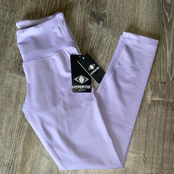 COMFYTEK® - HIGHWAIST LILAC MIST LEGGING 💜 NWOT - Picture 2 of 6